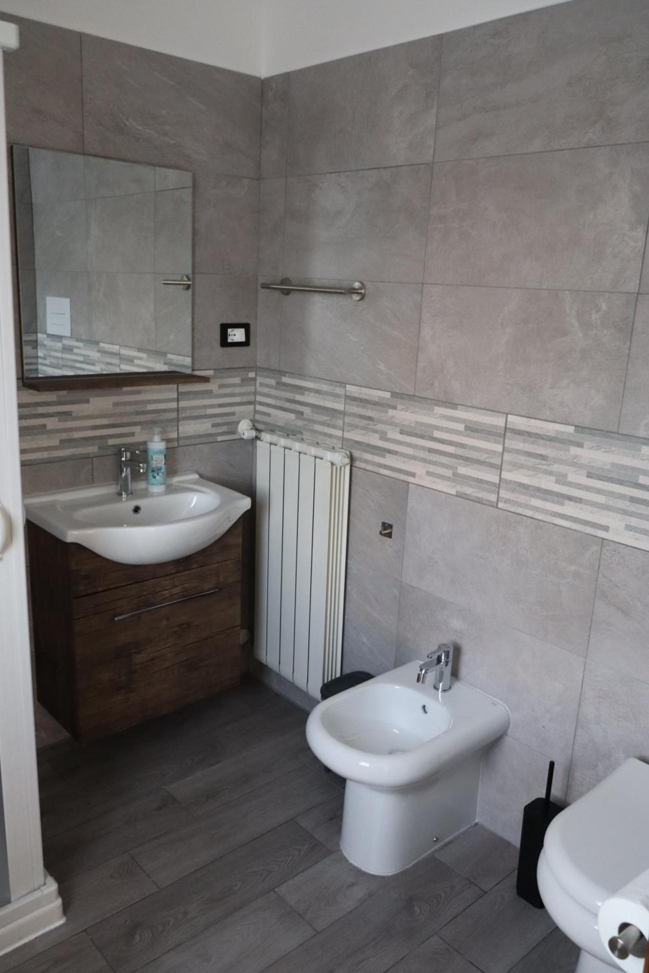 Ligustro Home Laino Borgo Exterior foto